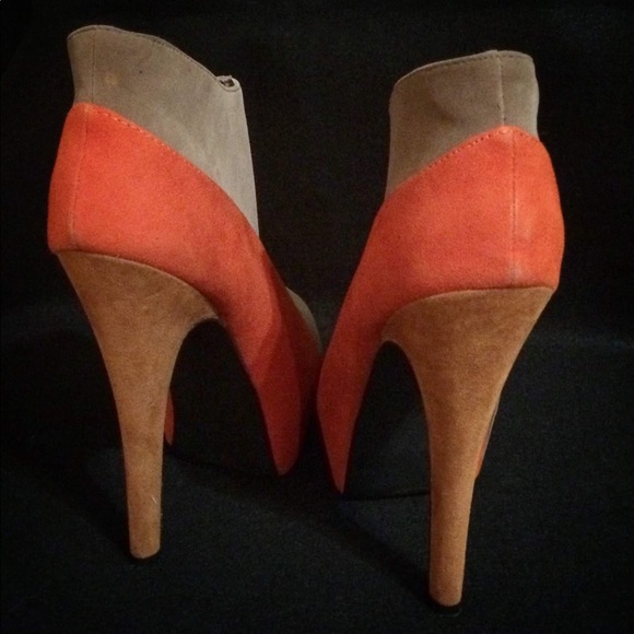 Your perfect fall boots!!🎃❤️ - Picture 6 of 6